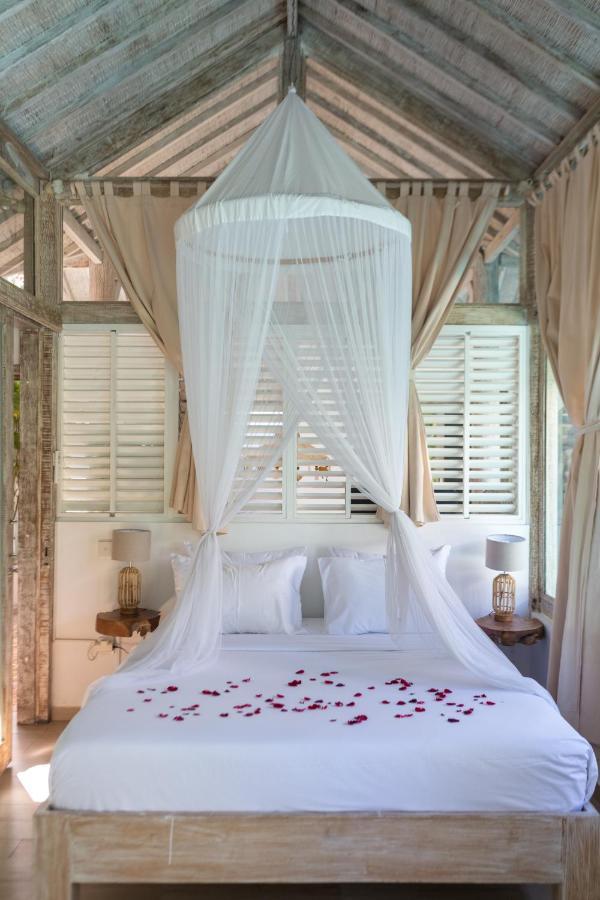 Cocowhite Villa เซมินยัค ภายนอก รูปภาพ