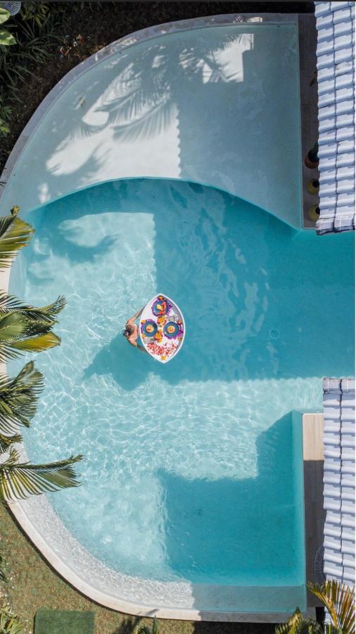 Cocowhite Villa เซมินยัค ภายนอก รูปภาพ