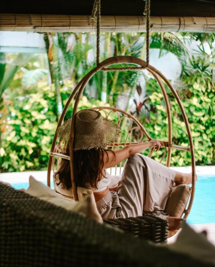 Cocowhite Villa เซมินยัค ภายนอก รูปภาพ